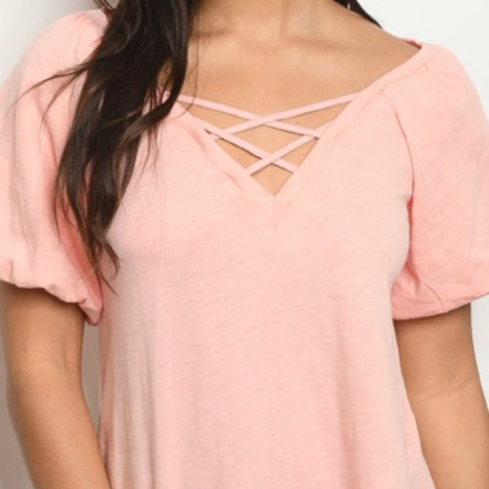 ❌DONATED❌Blush Pink Short Puff Sleeve Criss Cross V-neck Tunic Top - Picture 2 of 11